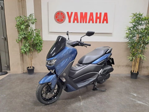 Yamaha NMAX 2023