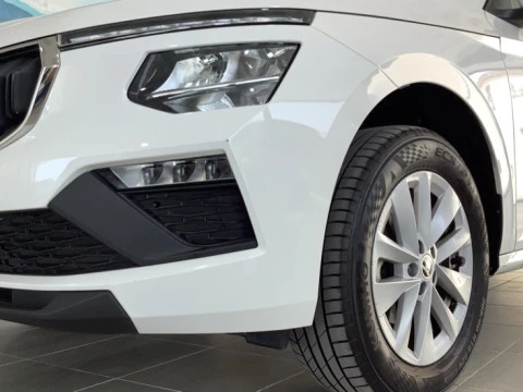 Skoda Kamiq SKODA Essence 1,0 (115 CV) Manual 6 vel