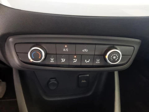 Opel Crossland X 1.5D 75KW OPEL 2020 5P Opel Crossland X 1.5D 75KW OPEL 2020 5P