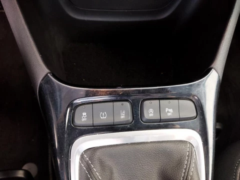 Opel Crossland X 1.5D 75KW OPEL 2020 5P Opel Crossland X 1.5D 75KW OPEL 2020 5P