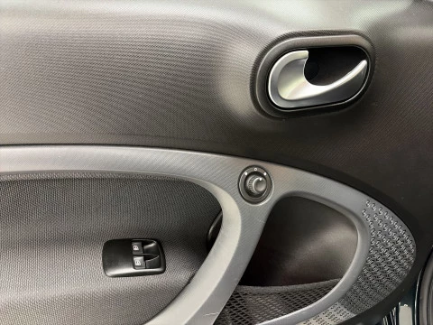 Smart fortwo Coupe EQ 60 kW (82 CV)