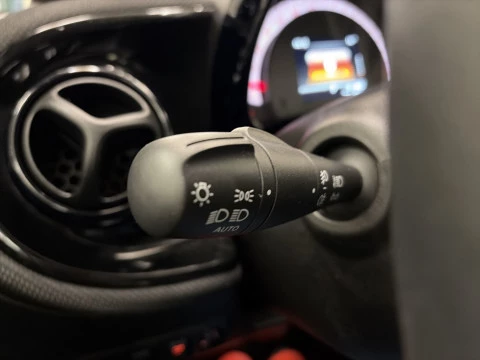 Smart fortwo Coupe EQ 60 kW (82 CV)