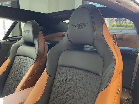 Aston Martin Vanquish 5.2 V12 Auto