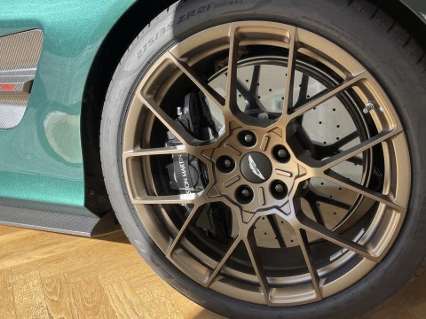 Aston Martin Vanquish 5.2 V12 Auto