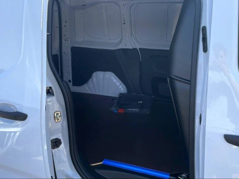 Peugeot Partner Standard 600kg BlueHDi 73kW