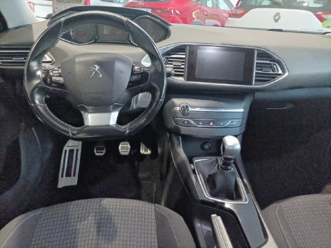 Peugeot 308 5p Style 1.2 PureTech 96KW (130CV) S&S