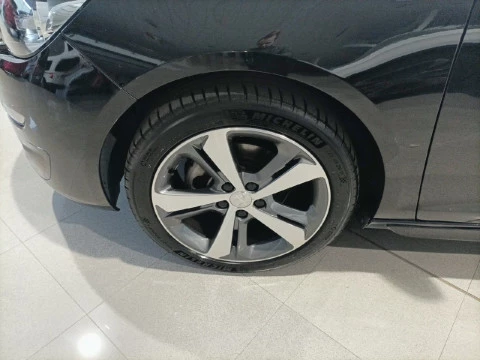 Peugeot 308 5p Style 1.2 PureTech 96KW (130CV) S&S