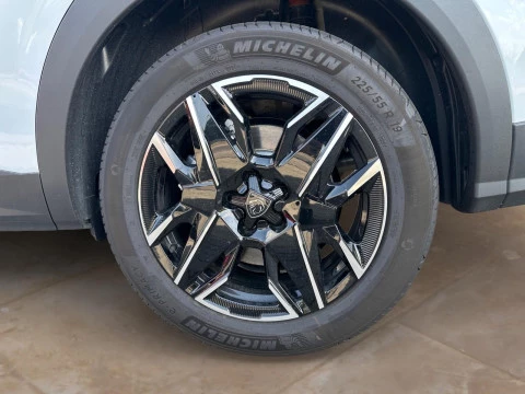 Peugeot 5008 Hybrid 1.2 100KW Allure eDCS6