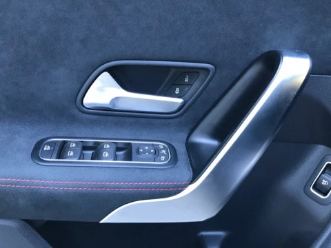 Mercedes-Benz Clase CLA  220 d Coupé