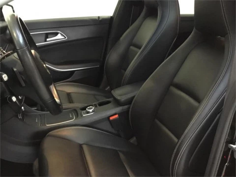 Mercedes-Benz CLA 200 Shooting Brake