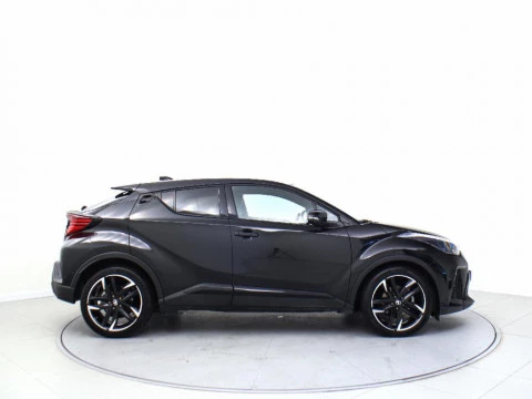 Toyota C-HR CH Toyota C-HR - MY22