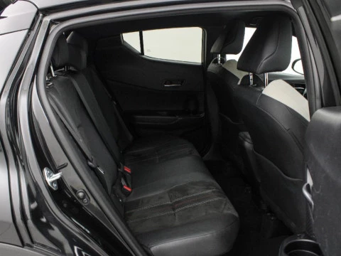 Toyota C-HR CH Toyota C-HR - MY22