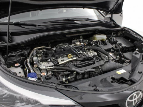 Toyota C-HR CH Toyota C-HR - MY22