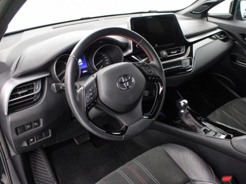 Toyota C-HR CH Toyota C-HR - MY22