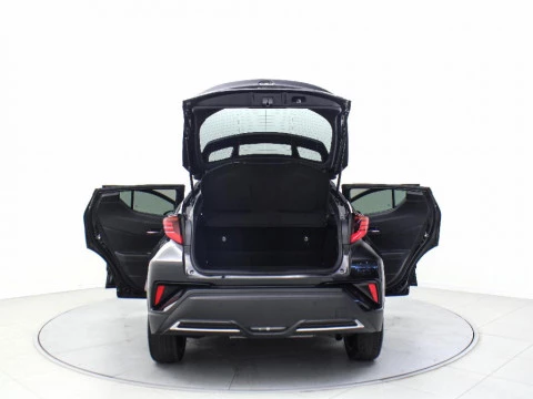 Toyota C-HR CH Toyota C-HR - MY22