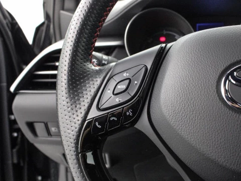 Toyota C-HR CH Toyota C-HR - MY22