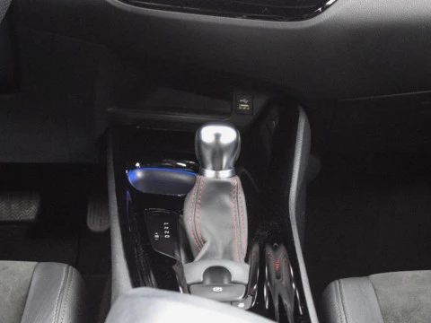 Toyota C-HR CH Toyota C-HR - MY22