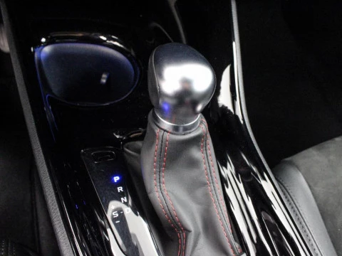 Toyota C-HR CH Toyota C-HR - MY22