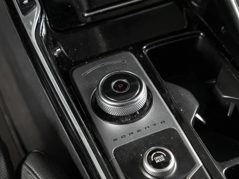 Kia Sorento 1.6 T-GDi HEV Plus Edition 4x2 7pl