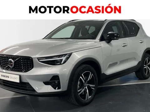 Volvo XC40 XC40 Plus, B3 Mild Hybrid, Gasolina, Dark