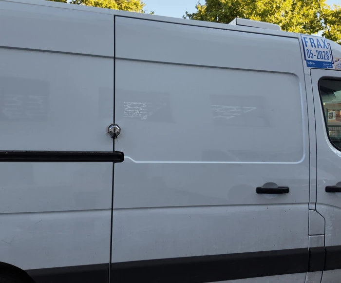 Cerradura seguridad para furgoneta