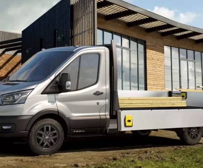 Furgonetas abiertas: ventajas y usos en el transporte eficiente