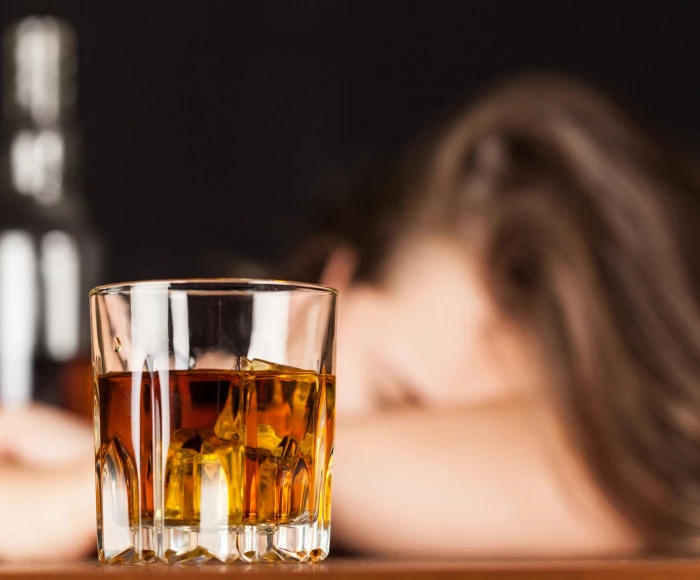 DGT y Sanidad estudian retirar el carnet a los conductores alcohólicos para mejorar la seguridad vial