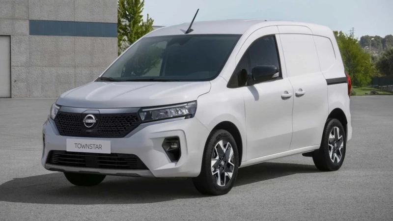 Nissan Townstar 45KWH - 90KW (120CV) Nissan Townstar 45KWH - 90KW (120CV)