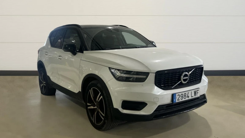 Volvo XC40 1.5 T2 R-Design Auto