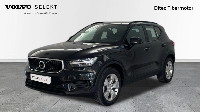 Volvo XC40 T2 Momentum Core Auto 95 kW (129 CV)