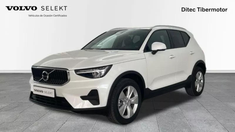Volvo XC40 B3 G Core Auto 120 kW (163 CV) Volvo XC40 B3 G Core Auto 120 kW (163 CV)