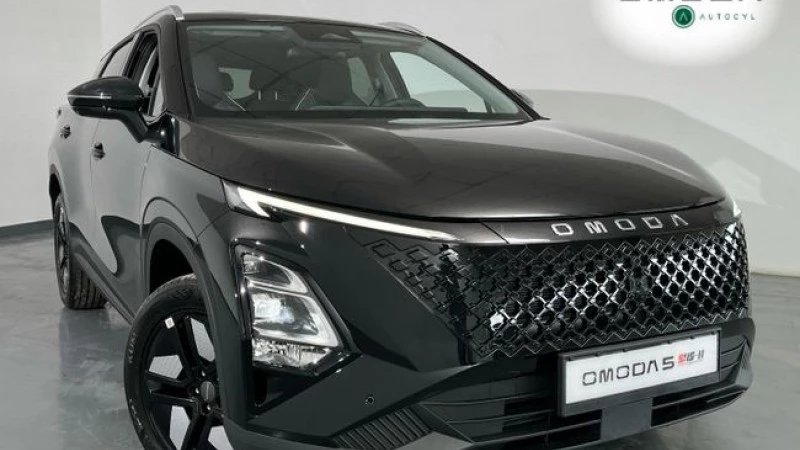 Omoda 5 HEV Premium 1.5 TGDI 165kW (224CV) Omoda 5 HEV Premium 1.5 TGDI 165kW (224CV)
