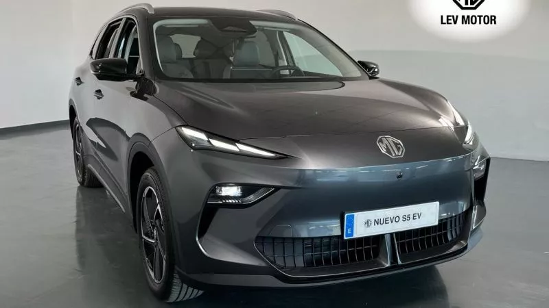 MG MGS5 EV 64kWh Luxury MG MGS5 EV 64kWh Luxury