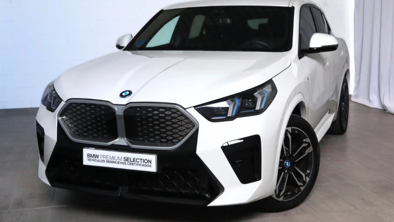 BMW Serie iX2 20 eDrive