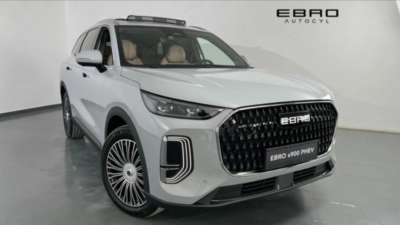 EBRO S900 PHEV 1.5 TGDI 3DHT 4X4 Luxury EBRO S900 PHEV 1.5 TGDI 3DHT 4X4 Luxury