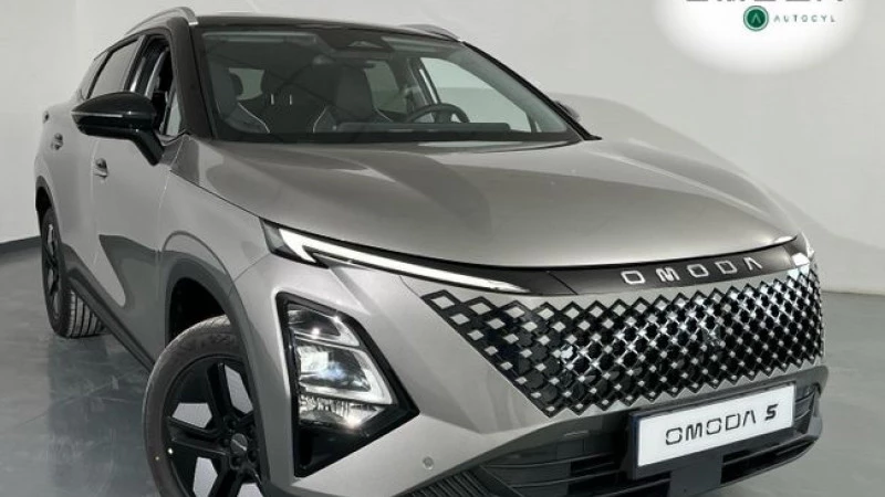 Omoda 5 HEV Premium 1.5 TGDI 165kW (224CV) Omoda 5 HEV Premium 1.5 TGDI 165kW (224CV)