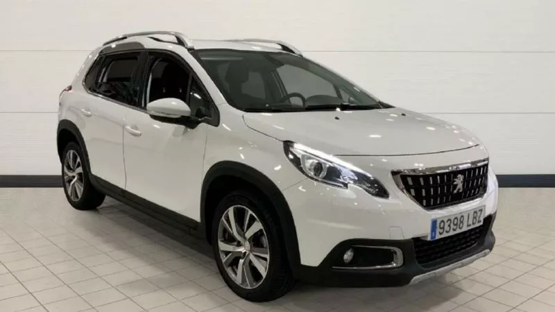 Peugeot 2008 1.5 BLUEHDI 73KW ALLURE 100 5P Peugeot 2008 1.5 BLUEHDI 73KW ALLURE 100 5P