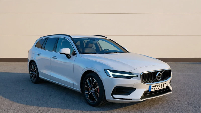 Volvo V60 2.0 B4 (D) Momentum Pro Auto