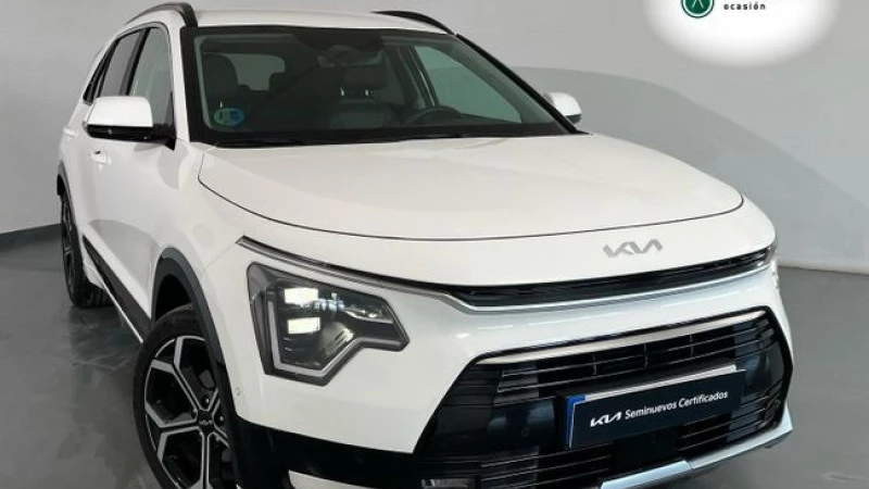 Kia Niro 1.6 GDi HEV 95kW (129CV) Emotion Kia Niro 1.6 GDi HEV 95kW (129CV) Emotion