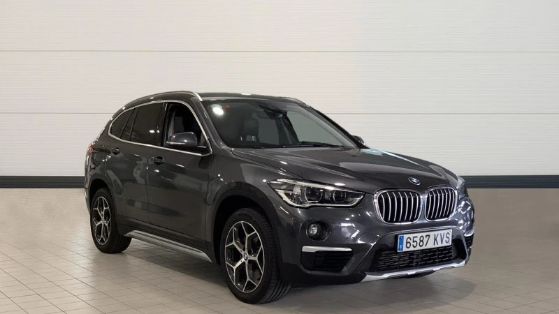 BMW X1 sDrive20i DCT BMW X1 sDrive20i DCT