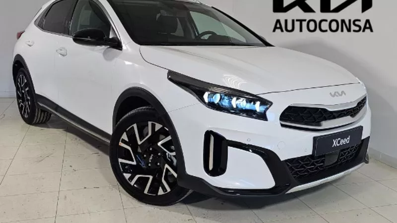 Kia XCeed 1.6 GDi PHEV 104kW (141CV) eMotion Kia XCeed 1.6 GDi PHEV 104kW (141CV) eMotion