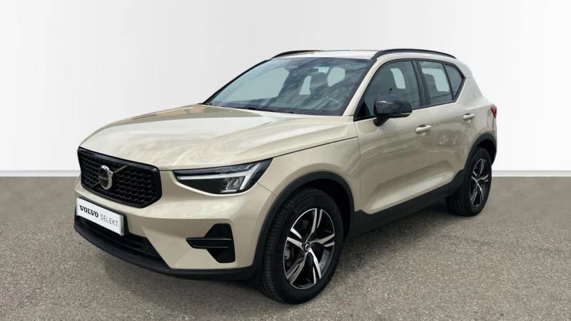 Volvo XC40 2.0 B3 G Plus Dark Auto