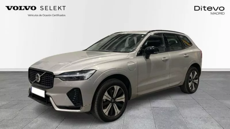 Volvo XC60 T6 Recharge Plus Dark AWD Auto 257 kW (350 CV) Volvo XC60 T6 Recharge Plus Dark AWD Auto 257 kW (350 CV)