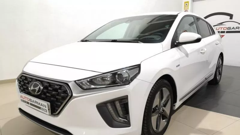 Hyundai IONIQ 1.6 GDI HEV Klass LE DT Hyundai IONIQ 1.6 GDI HEV Klass LE DT