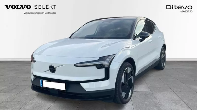 Volvo EX30 Single Motor Extended Range Ultra Auto 200 kW (272 CV) Volvo EX30 Single Motor Extended Range Ultra Auto 200 kW (272 CV)