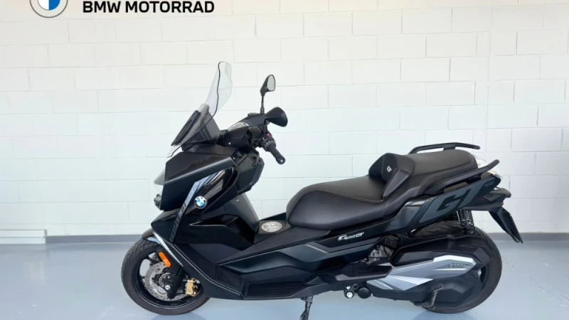 BMW C 400 GT Triple Black BMW C 400 GT Triple Black