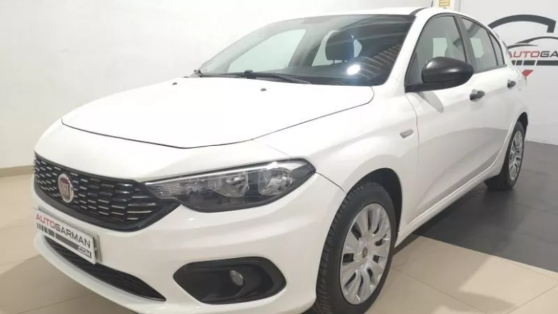 Fiat Tipo Sedán 1.6 88kW Multijet II Lounge