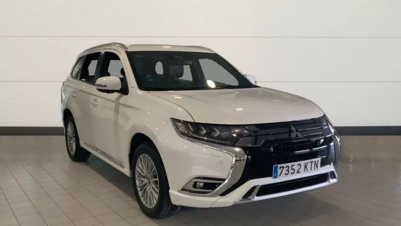 Mitsubishi Outlander 2.4 PHEV KAITEKI AUTO 4WD 224 5P Mitsubishi Outlander 2.4 PHEV KAITEKI AUTO 4WD 224 5P