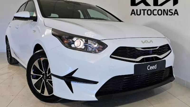 Kia Ceed 1.0 T-GDi 74kW (100CV) Concept Kia Ceed 1.0 T-GDi 74kW (100CV) Concept