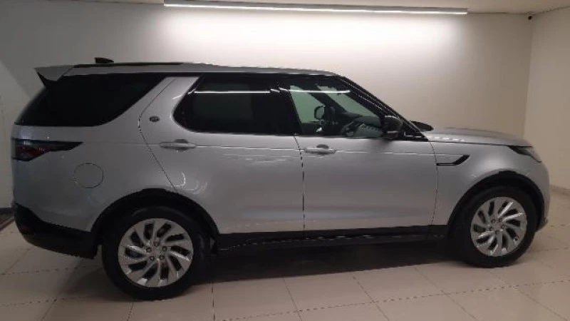 Land Rover Discovery 3.0D I6 249 PS R-Dynamic S AWD Auto Land Rover Discovery 3.0D I6 249 PS R-Dynamic S AWD Auto